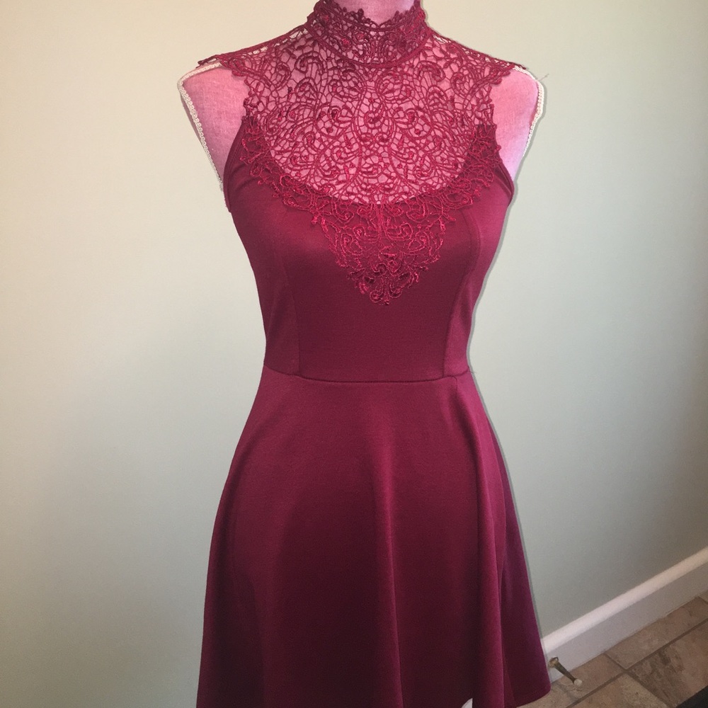 Cute dress!